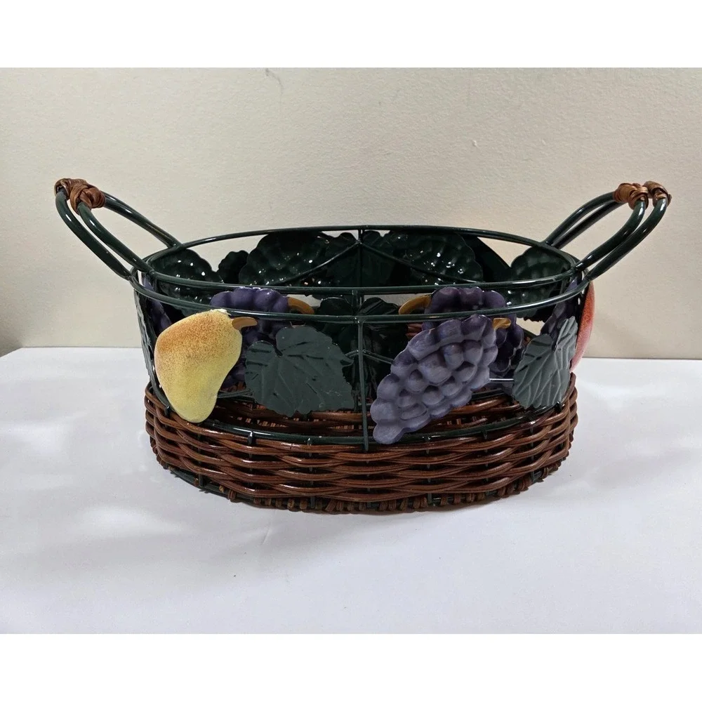 Vtg Pair Metal & Wicker Nesting‎ Baskets W/Fruit Detail & Handles Oval Shape